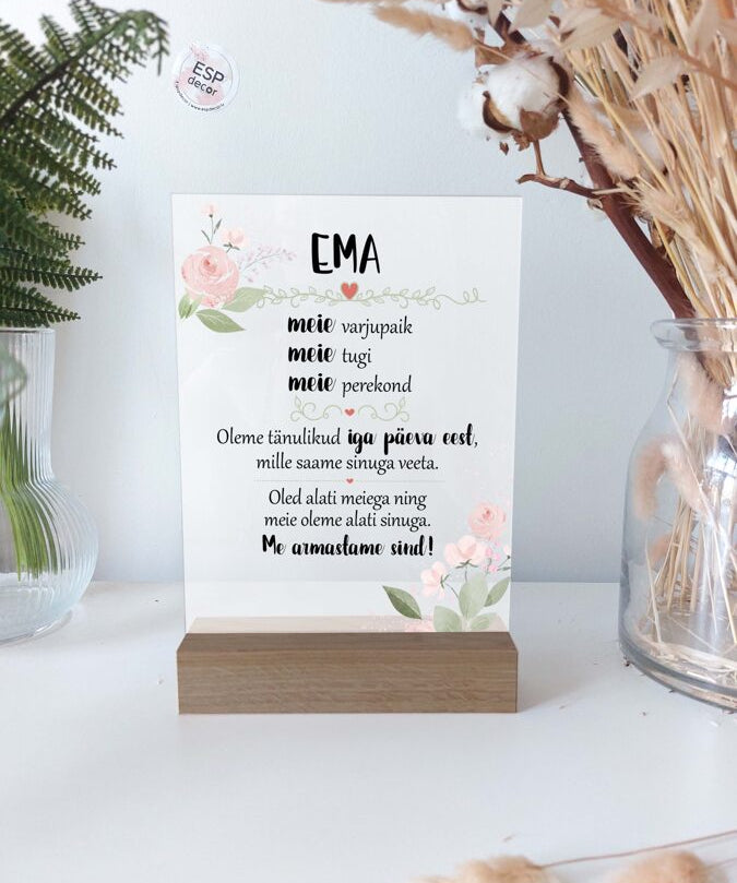 Ema/glass1 Image
