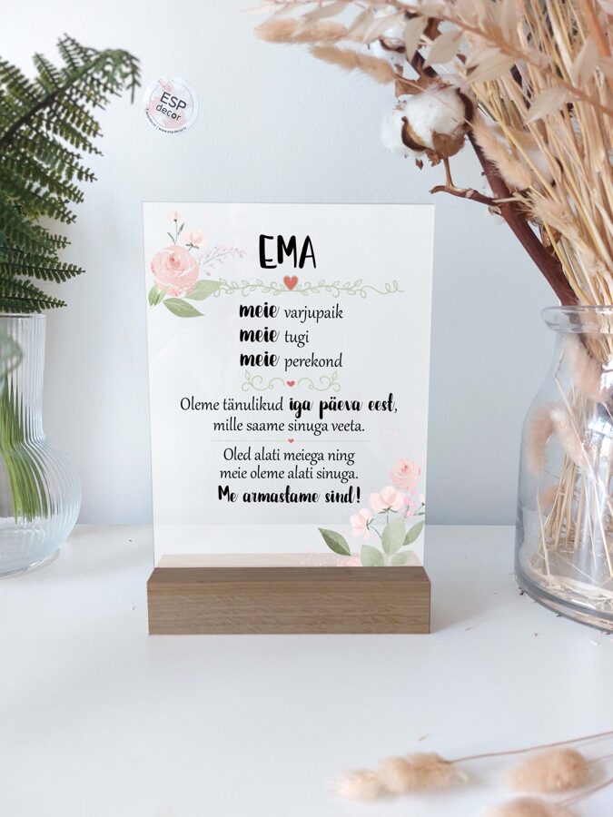 Ema/glass1 Image